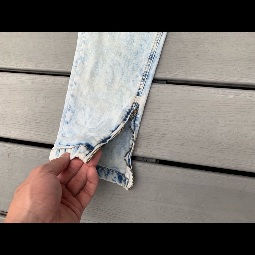 Hyper Denim Acid Washed Distressed Jeans - Picture 3 of 5